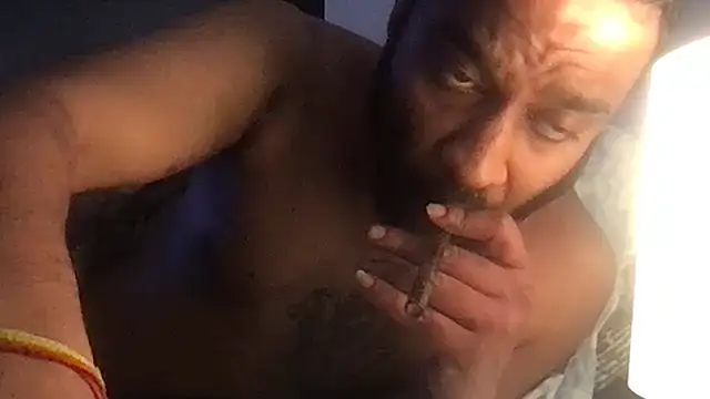 hami513 - Hami513's free webcam