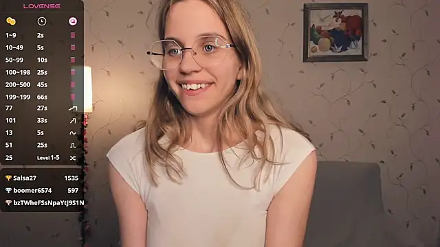 JoanBaggott Live Webcam on Stripchat