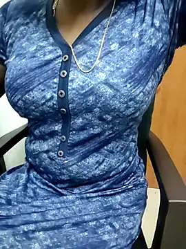 Tamilmallu-duskygirl03