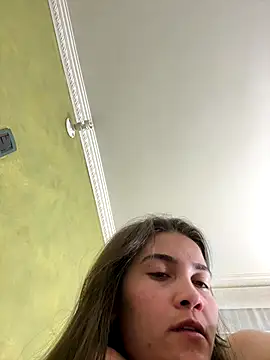 aurora_divine (Ask my age) - plug anal