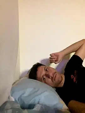 Michaell_Spinelly webcam