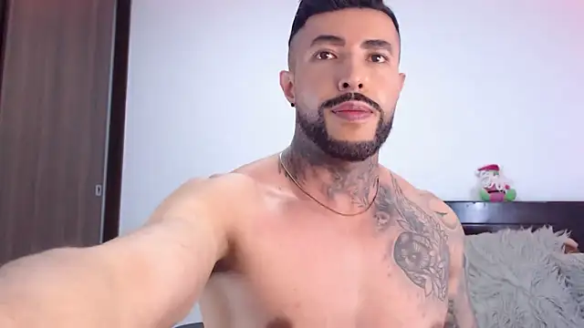 andrea_de_lucaa webcam