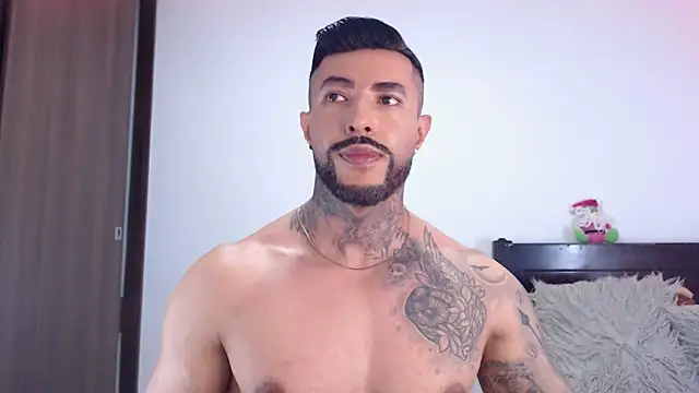 andrea_de_lucaa webcam