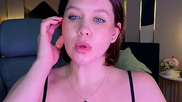 katy__moonj webcam