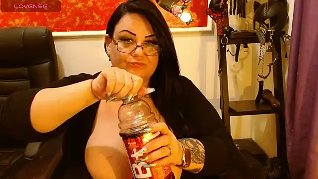 pamy_hugeboobs webcam