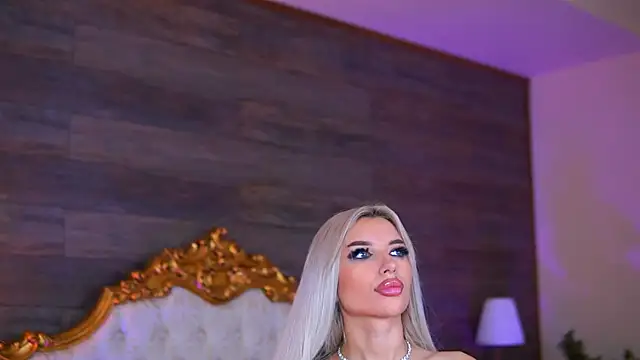 juicy_jessye (F teen) - start the pussy play