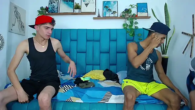 Hot_Boys_Latinos_X webcam