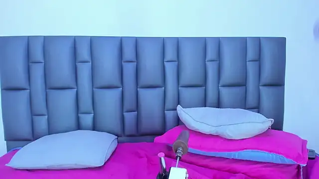 abbyadams - Abbyadams's free webcam - UK Sex Cams