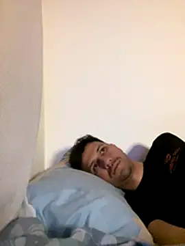 Michaell_Spinelly webcam