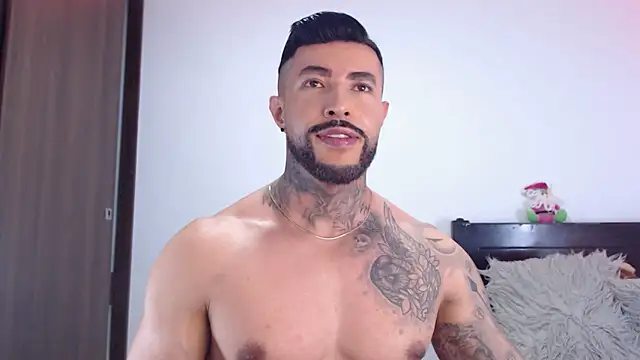 andrea_de_lucaa webcam