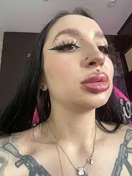 Molly__Moon webcam