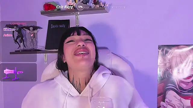 Akari1_Mischief webcam