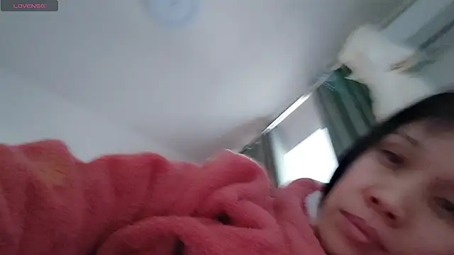 yan61 - Yan61's free webcam