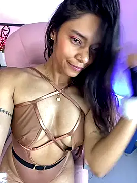 Alliz_Collette webcam