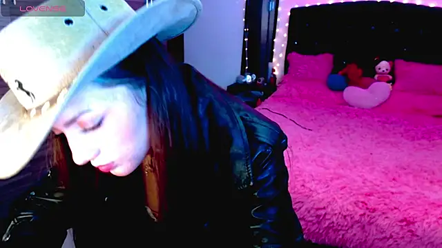 holy_juli webcam