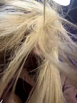 AubrieleRouj1 Live Webcam on Stripchat