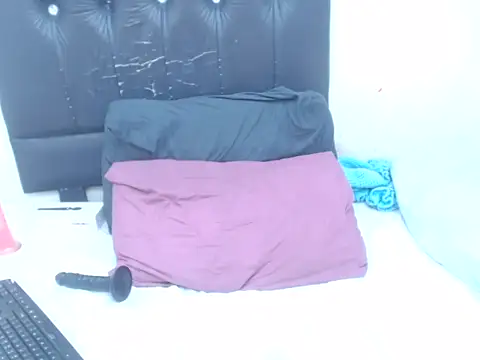 rarepearlz - RarePearlz's free webcam - UK Sex Cams