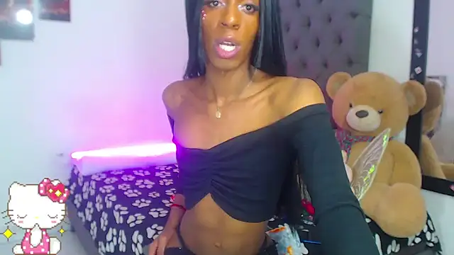 lucianadolll - Lucianadolll's free webcam - UK Sex Cams