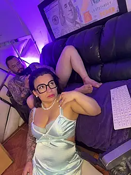 liz_and_thiago webcam