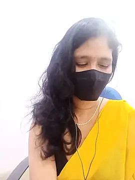 Lucky-Deepthi webcam