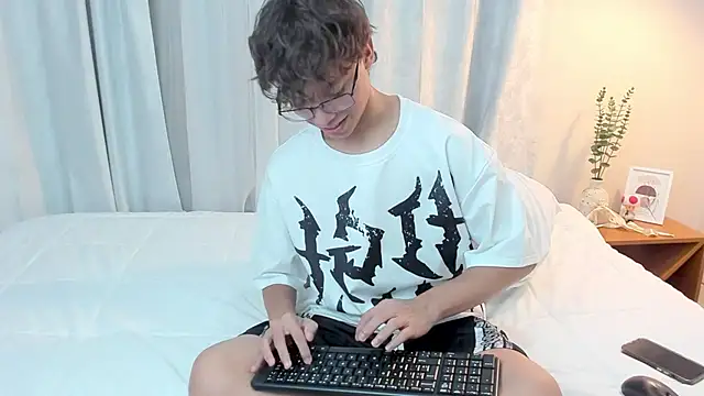 Honeymoon_sariel webcam