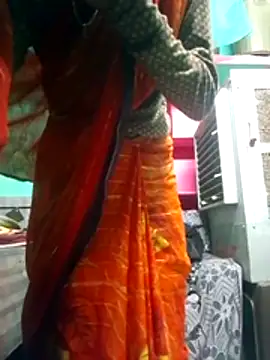 Webcam Model (Cuty_kinjal)  is live.Free join now!