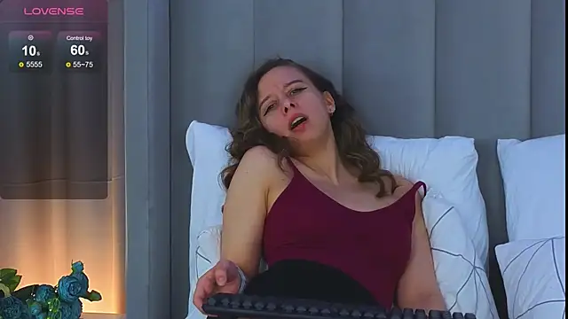 ya_siro - Ya_Siro's free webcam