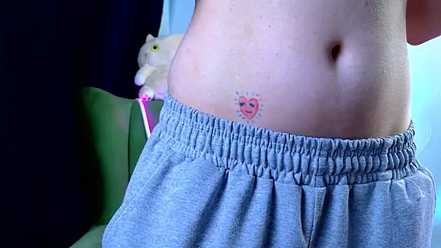 PriscillaPowell webcam