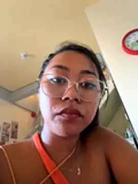 Juliet_official_pro webcam