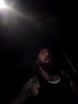 Beardedtattood webcam