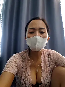 Baby-sexytits18 webcam