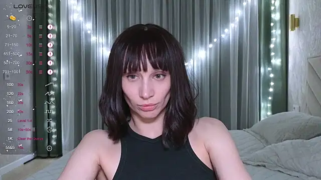 Alice_Wonders webcam