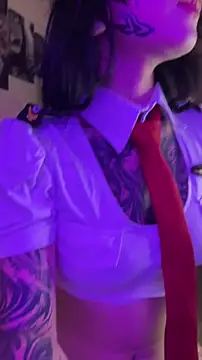 Webcam Model (AryRousse)  is live.Free join now!