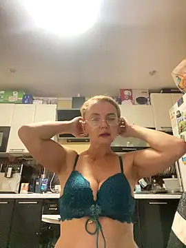 natasha251 - Natasha251's free webcam - UK Sex Cams