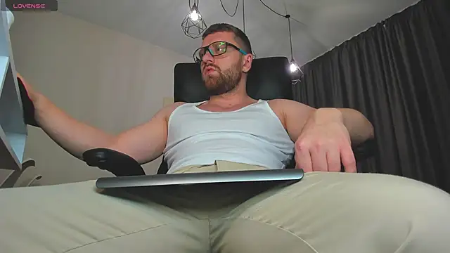 Findom_guy webcam