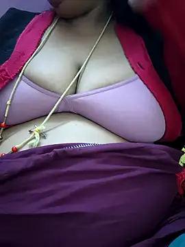 Webcam Model (sweetrevathi)  is live.Free join now!