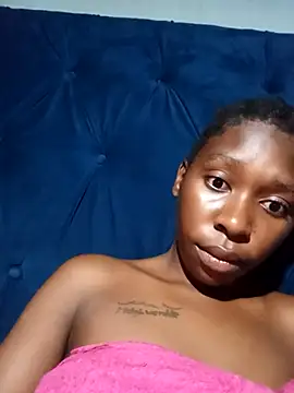 Webcam Model (sexysmalldaily04)  is live.Free join now!