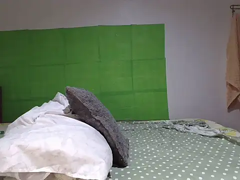 Prettyasianbelle webcam