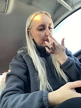 merlindave (F young) - Finger ass /naked 😱🤤🍑