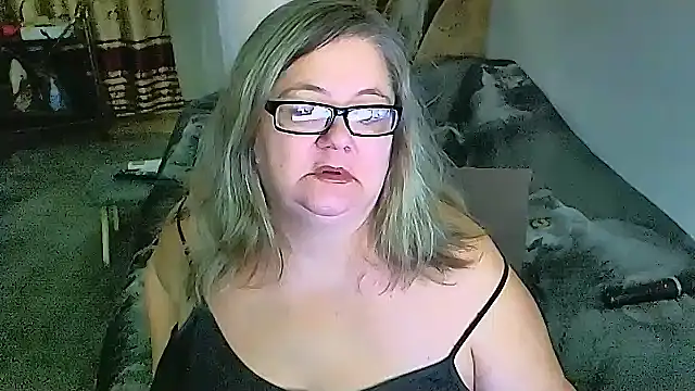 sex2 (F mature) - naked, squirt