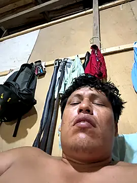 HenrrySina16464 webcam