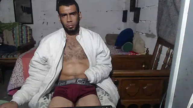 erik_alexander webcam