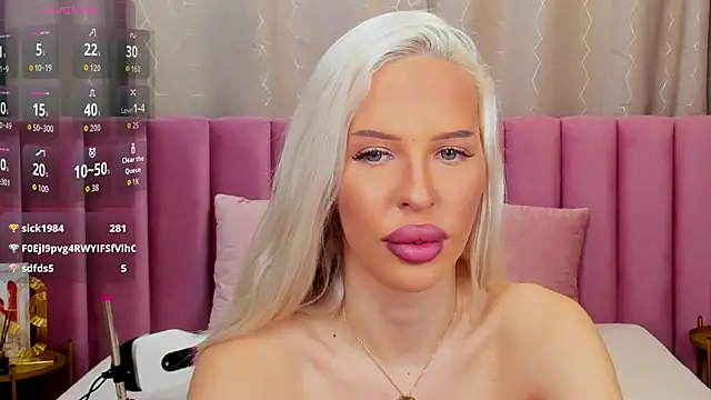 KailaCrystall webcam