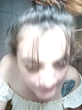 emmacut - Emmacut's free webcam - UK Sex Cams