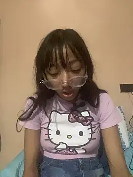 Webcam Model (Kuromiunu)  is live.Free join now!