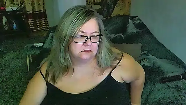 sex2 (F mature) - naked, squirt