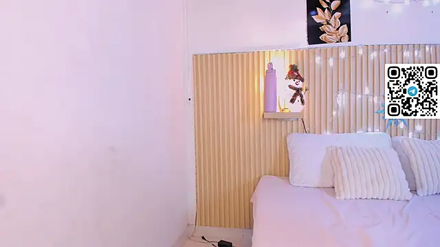 Harmony_Malkova webcam