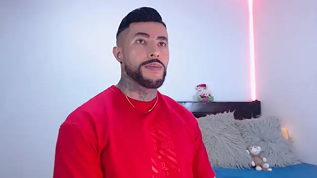 andrea_de_lucaa webcam