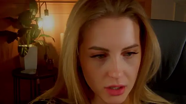 _Anita_Blair_ webcam