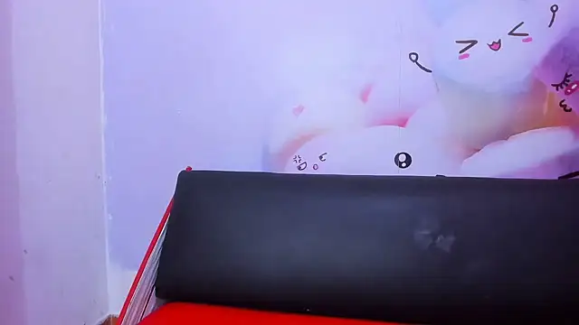 In_my_room_anything_goes webcam